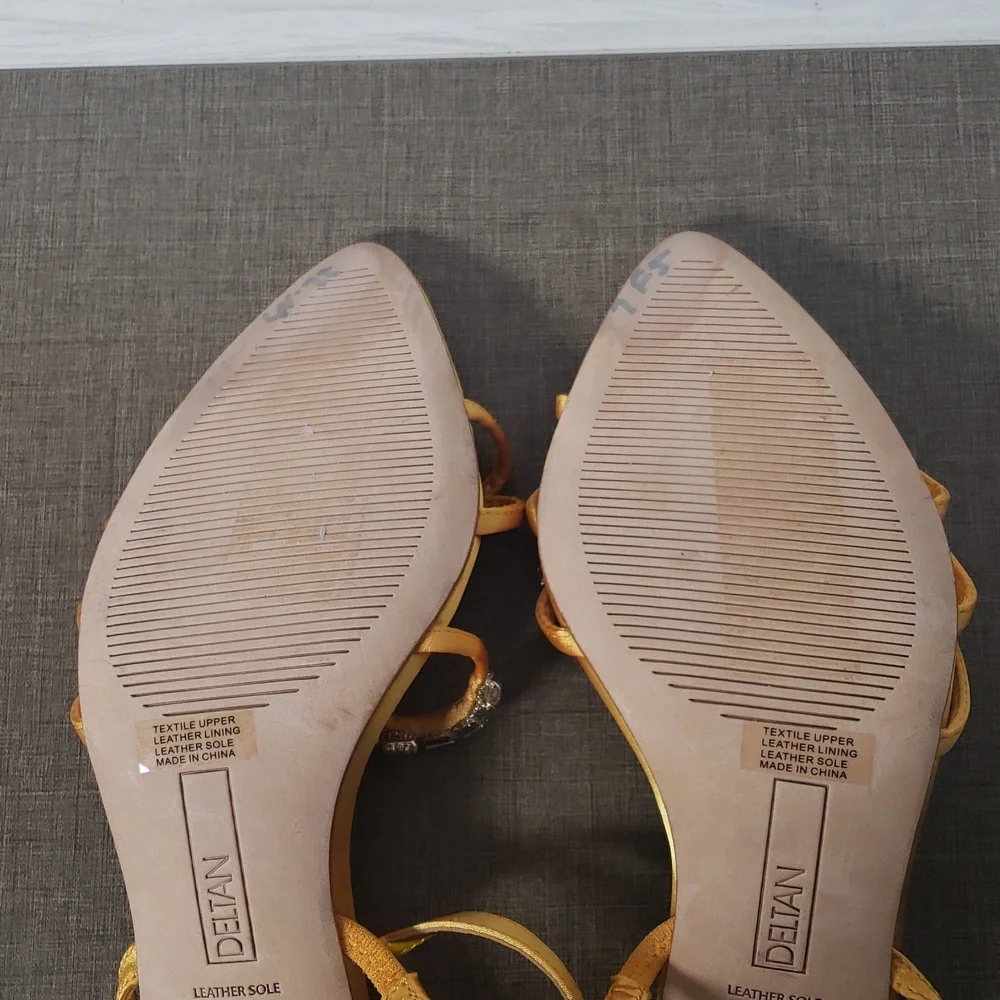 Deltan Yellow Aria Satin Jewel Ornament Dress Sandals - SZ‎ 7 - NWOT